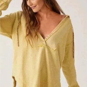 Pilcro surplus tunic mustard Yellow V-Neck pullover with hood size xs